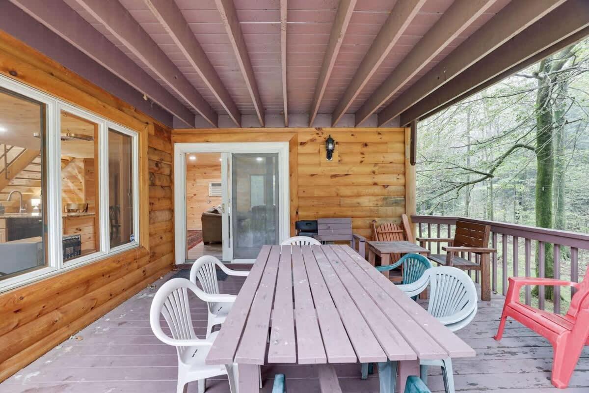 Relax In Blakeslee - Spacious 5Br Home With Bbq Екстер'єр фото