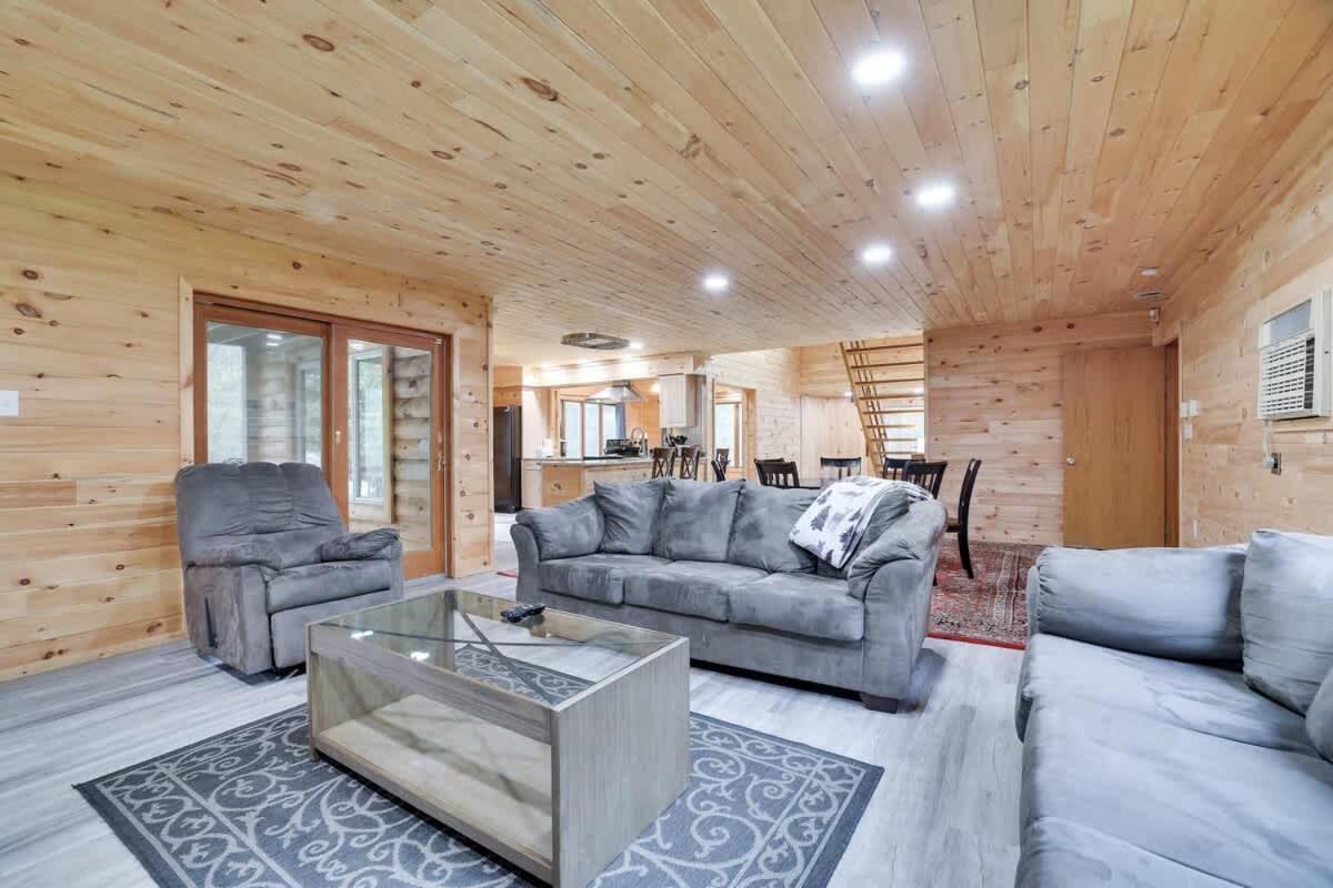 Relax In Blakeslee - Spacious 5Br Home With Bbq Екстер'єр фото