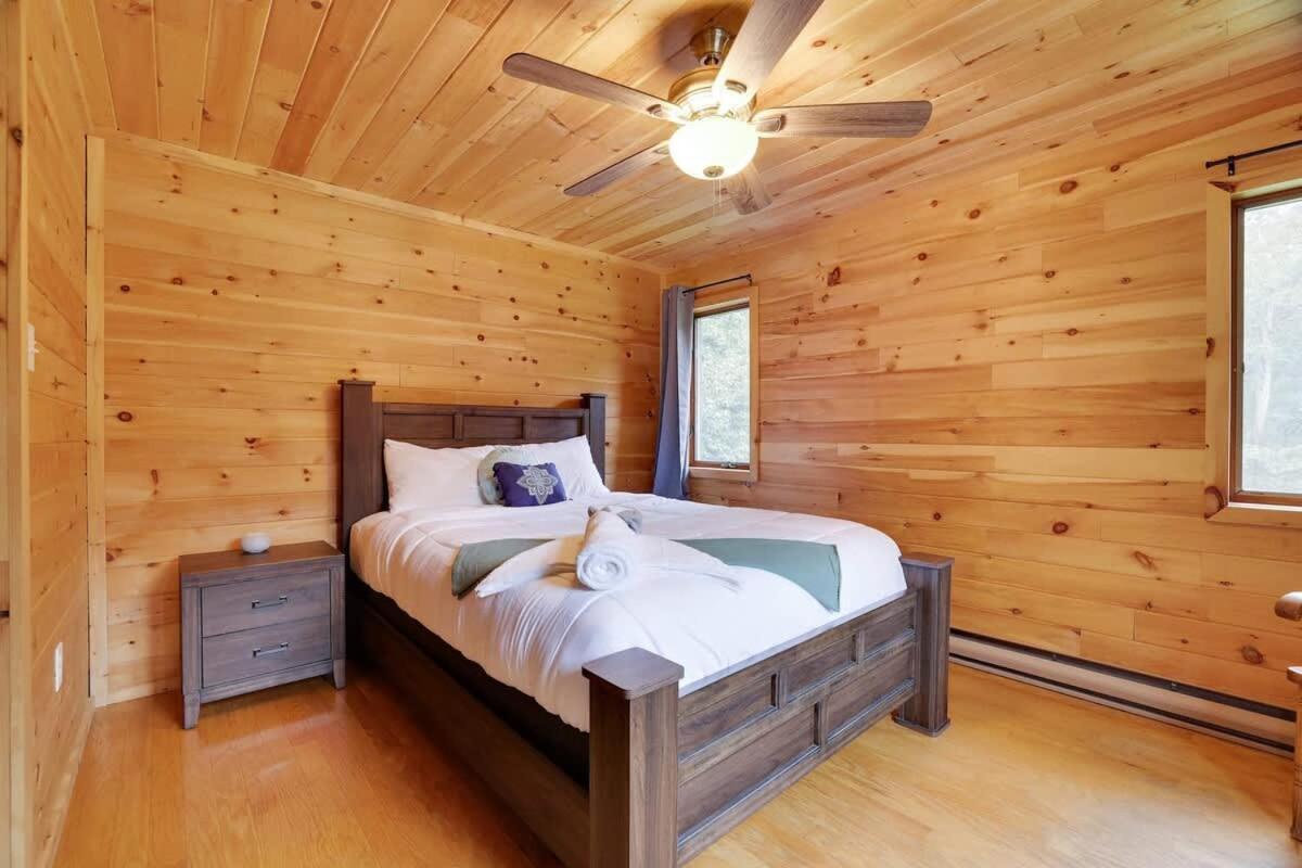 Relax In Blakeslee - Spacious 5Br Home With Bbq Екстер'єр фото