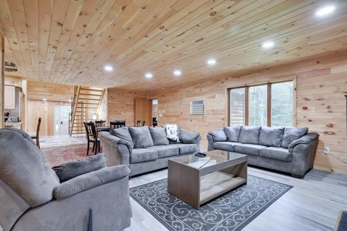 Relax In Blakeslee - Spacious 5Br Home With Bbq Екстер'єр фото