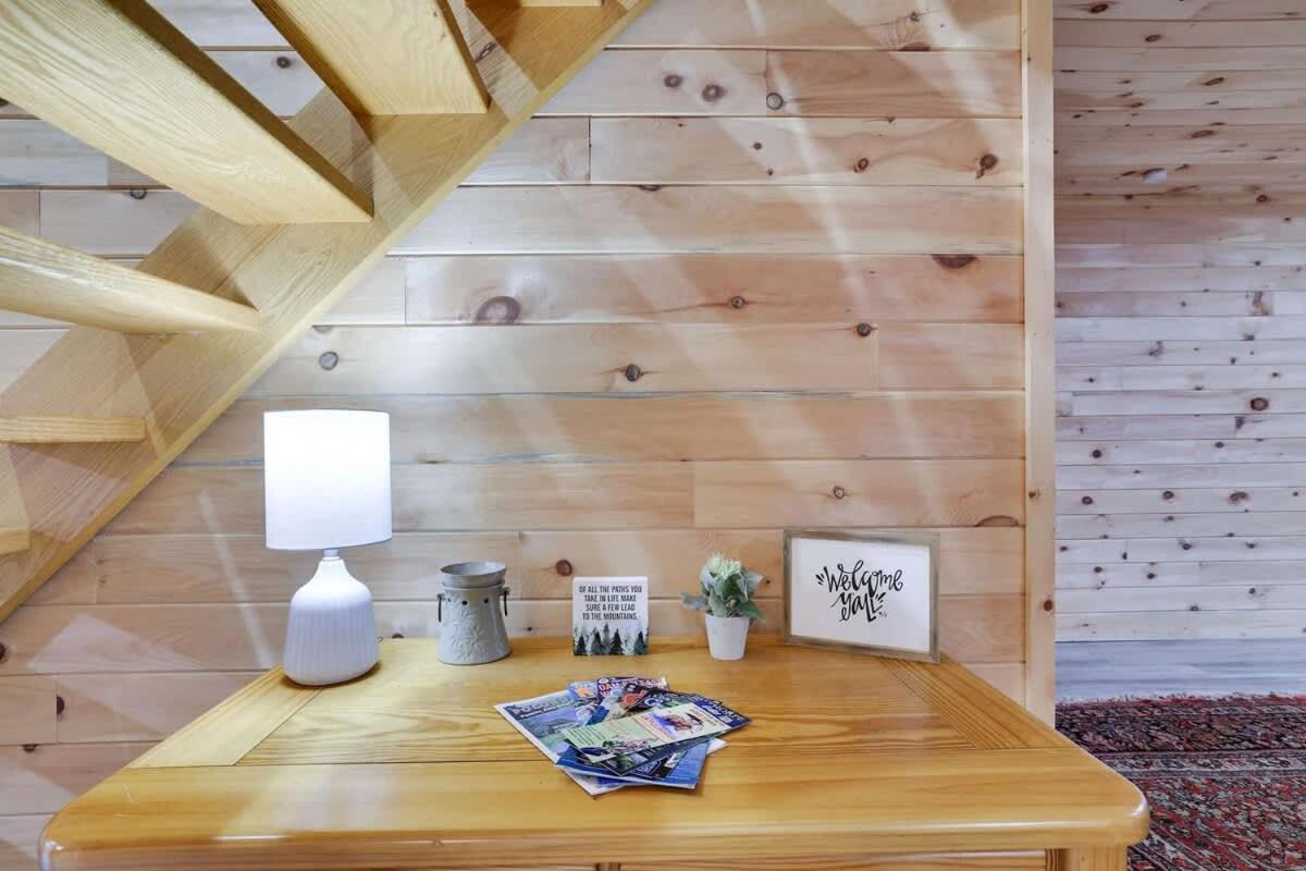 Relax In Blakeslee - Spacious 5Br Home With Bbq Екстер'єр фото